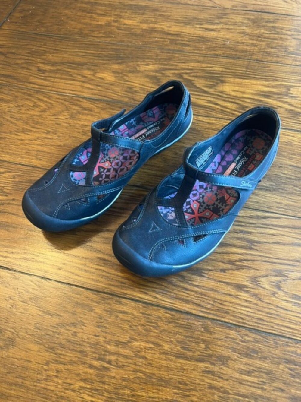 Women's Skechers Relaxed Fit Comfort shoes, Black, Size 9.5, Memory Foam Ex Con!